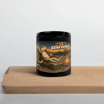 Black camping mug with Glamis artwork