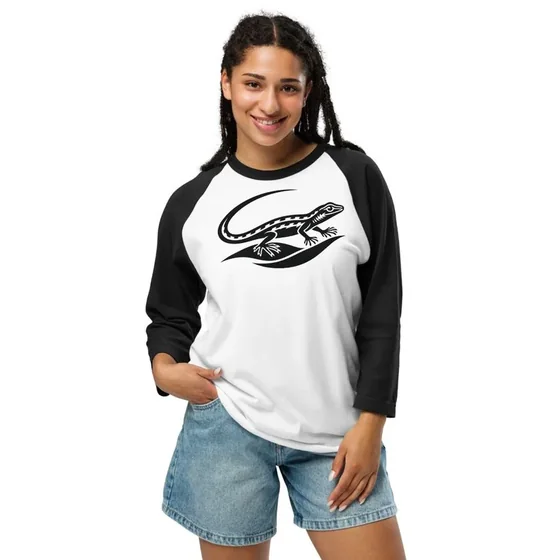 Three quarter sleeve raglan shirt with the Fringe lizard chest print